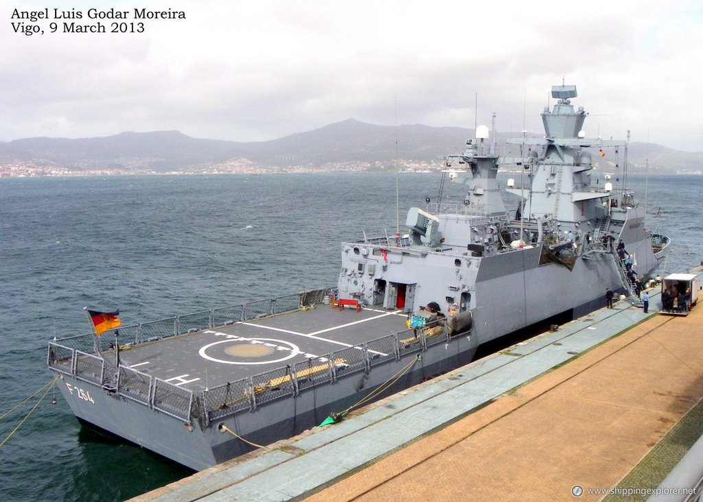 Un Warship F264