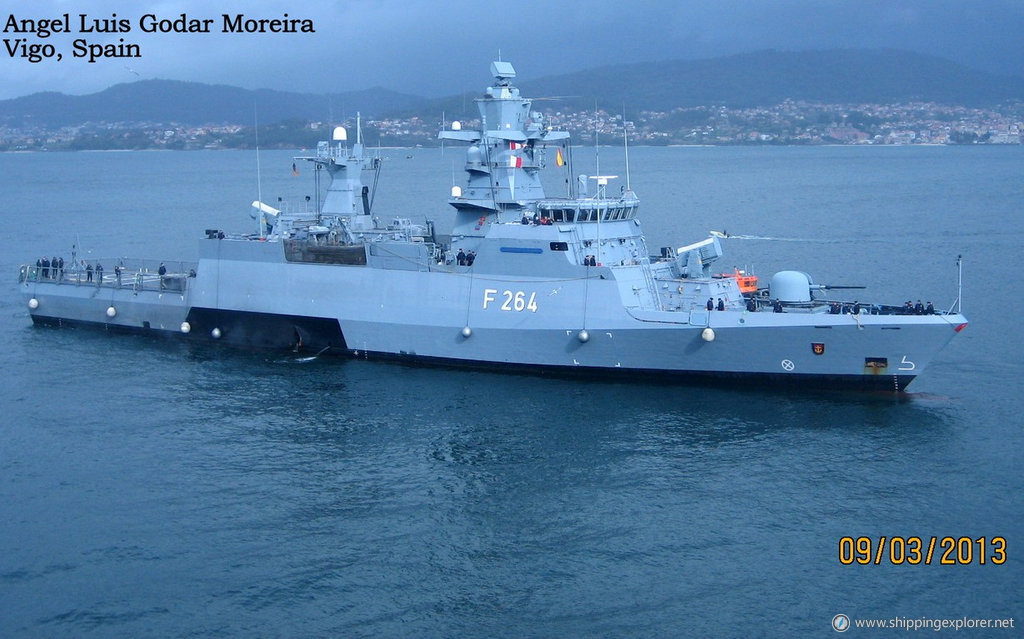 Un Warship F264