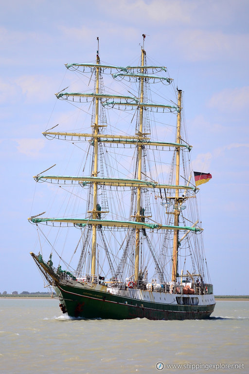 Alexander V Humboldt