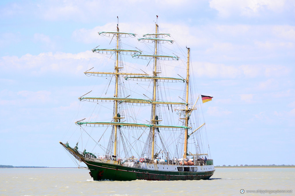 Alexander V Humboldt