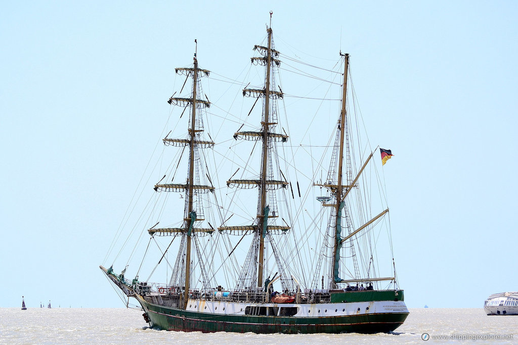 Alexander V Humboldt