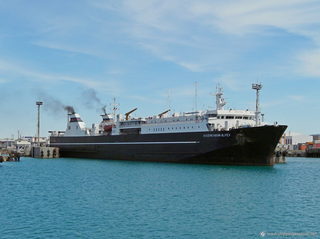 Akademik Hesen Aliev