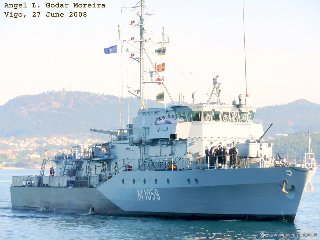 Nato Warship M1059