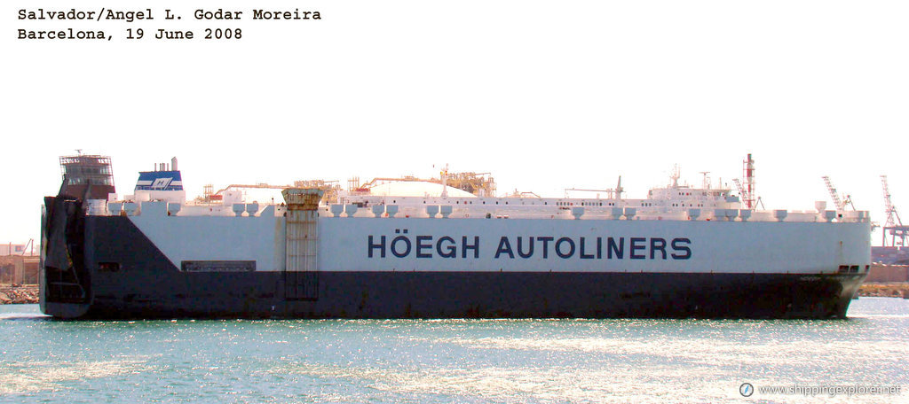 Hoegh Trident