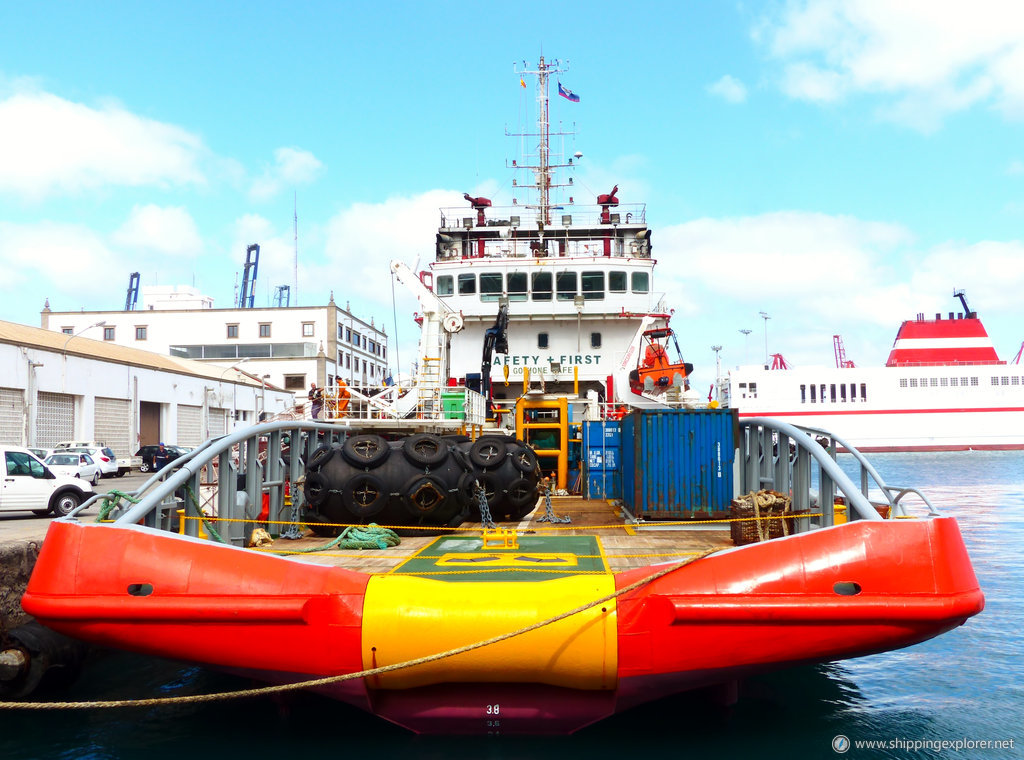 MV Elan Opulence