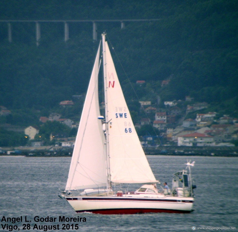 S/Y Eos