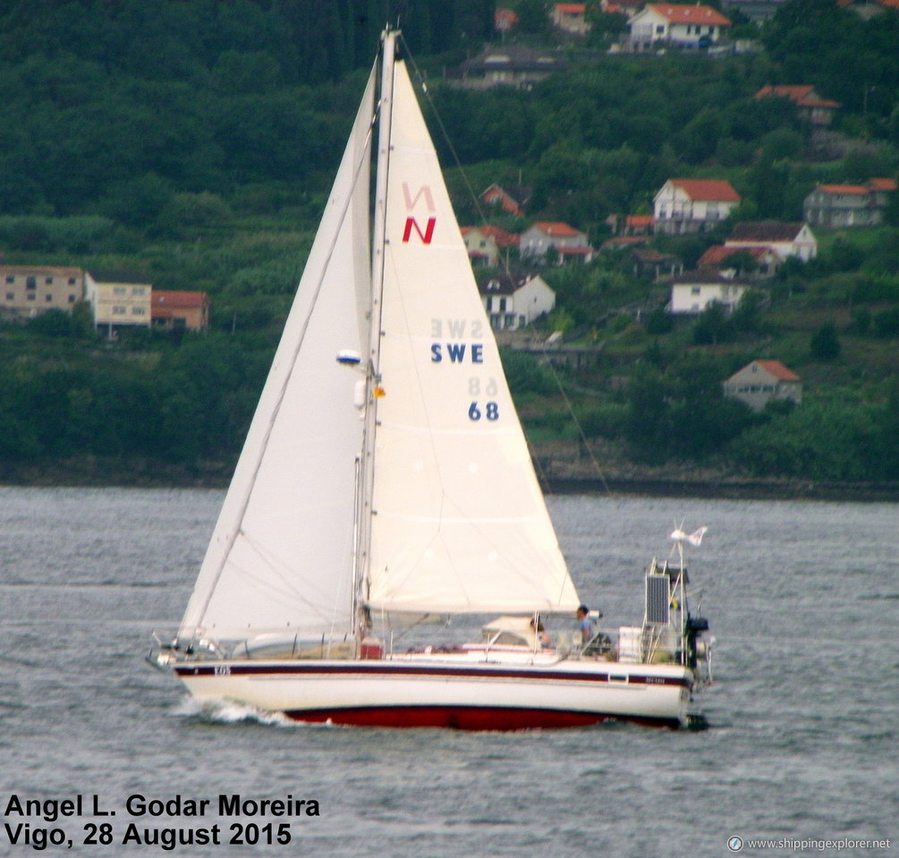 S/Y Eos