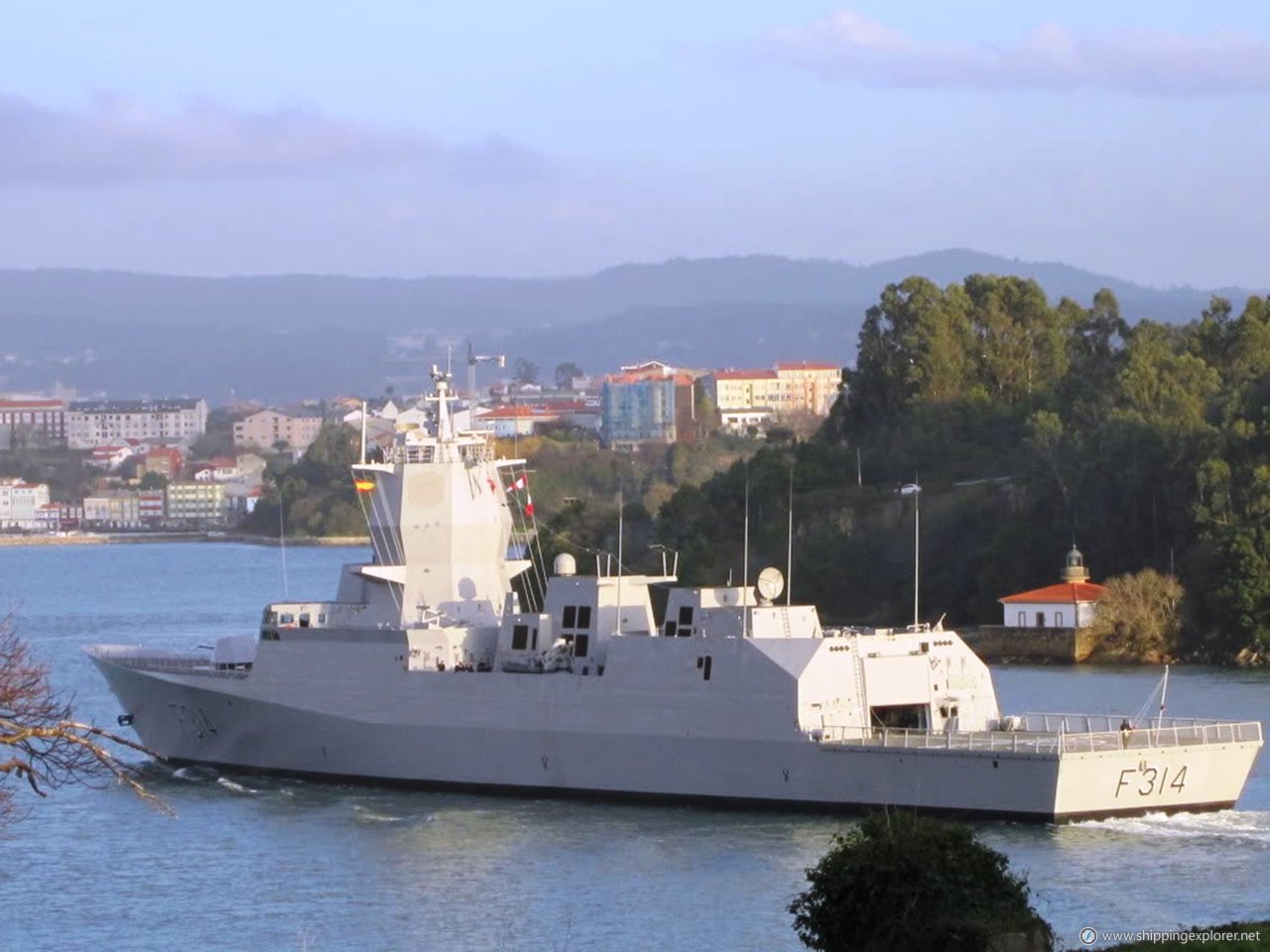 Knm Thor Heyerdahl