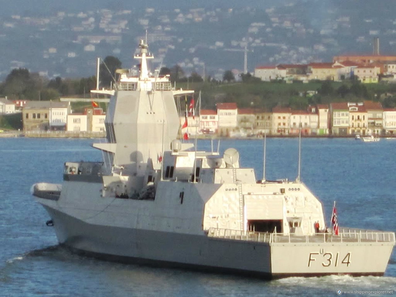 Knm Thor Heyerdahl