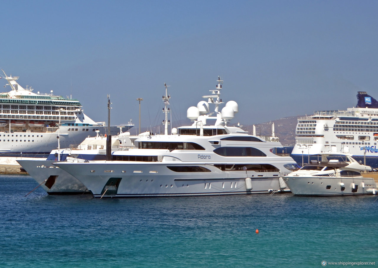 M/Y Adora