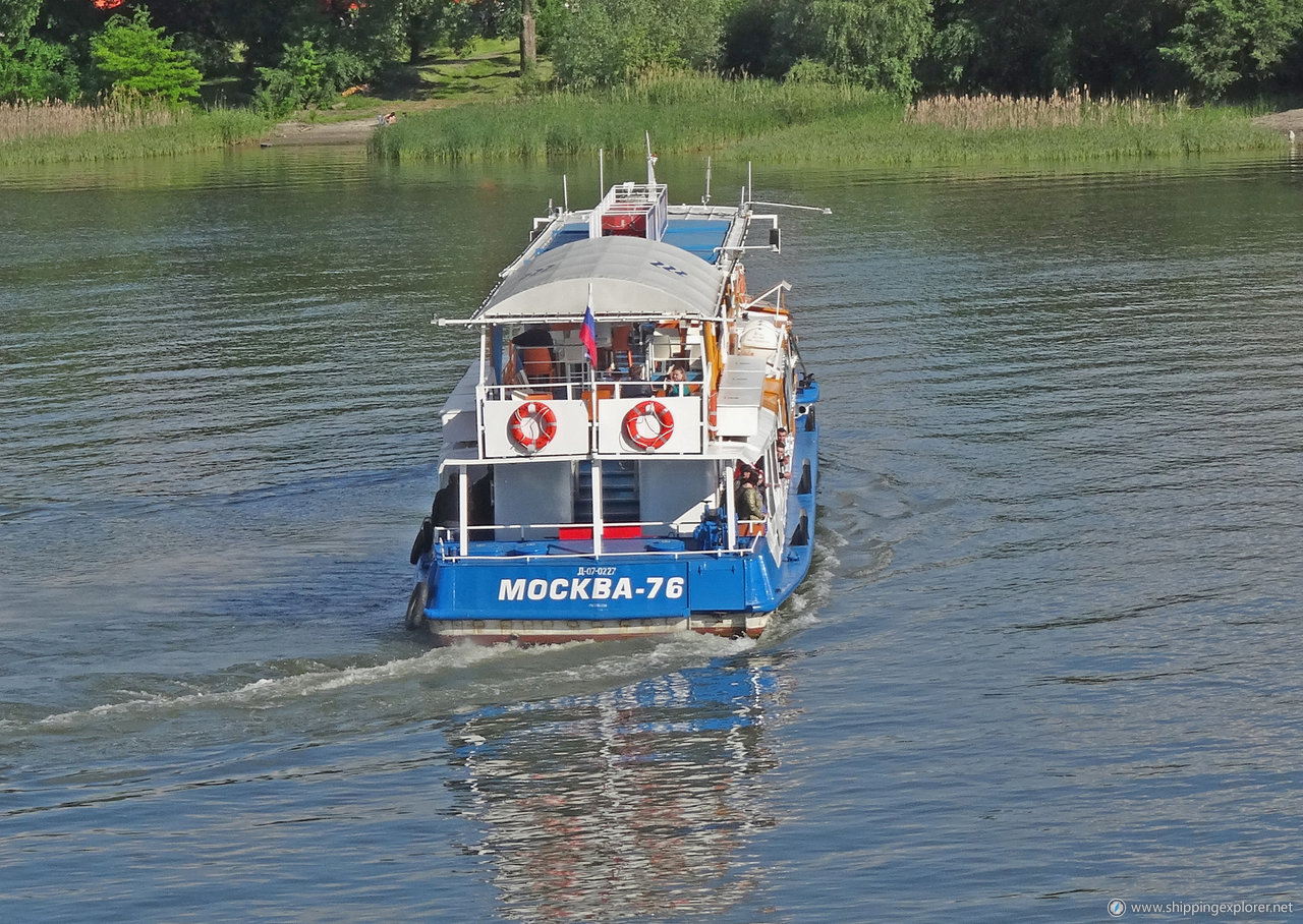 Moskva 76