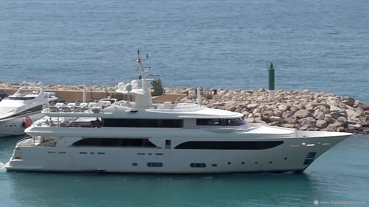 M/Y Megalodon