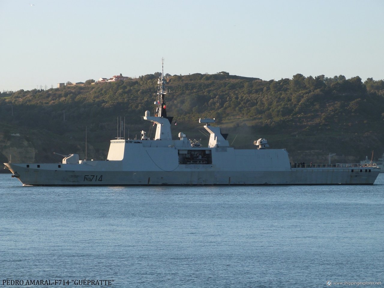 French Warship F712