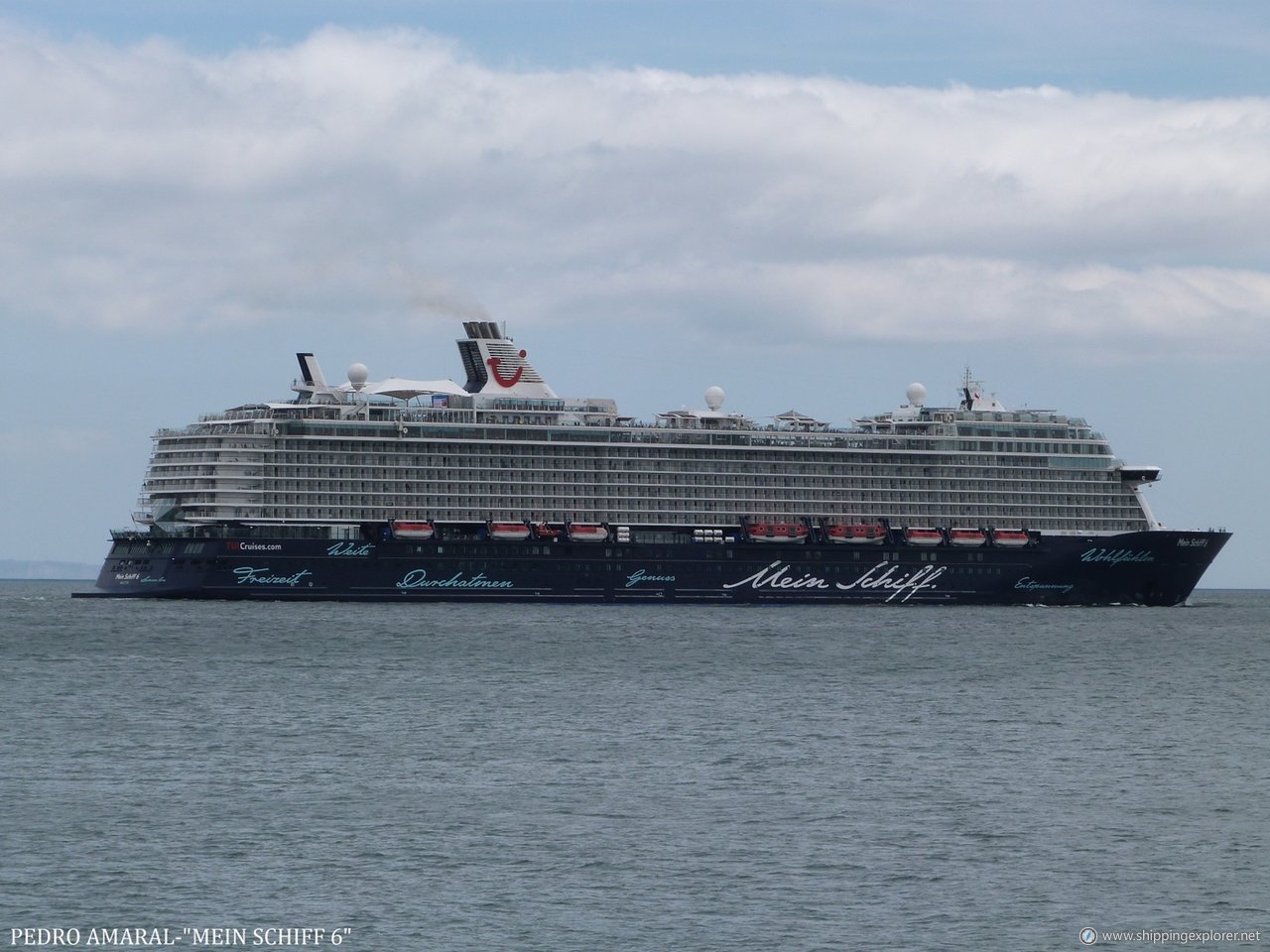 Mein Schiff 6