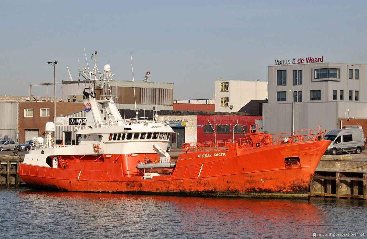 Glomar Arctic