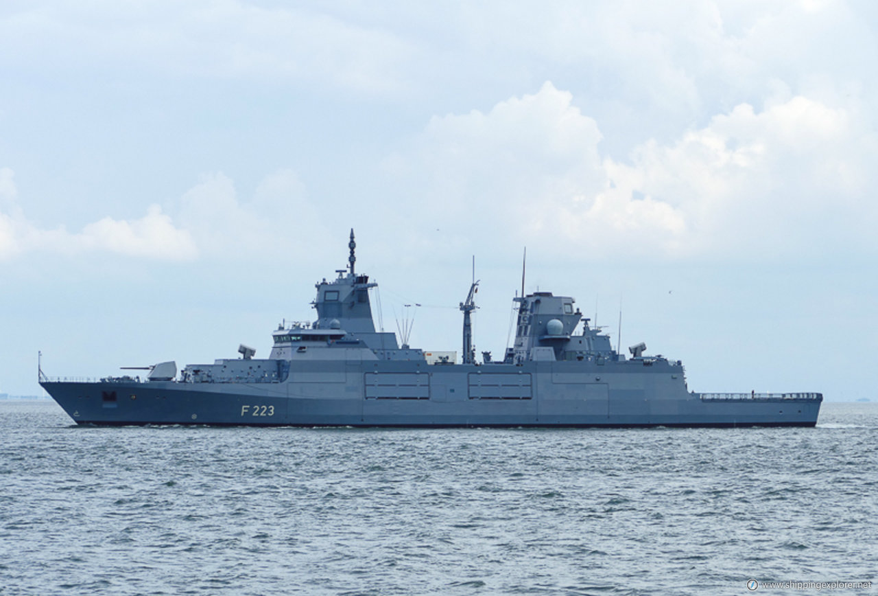 German Warship F223