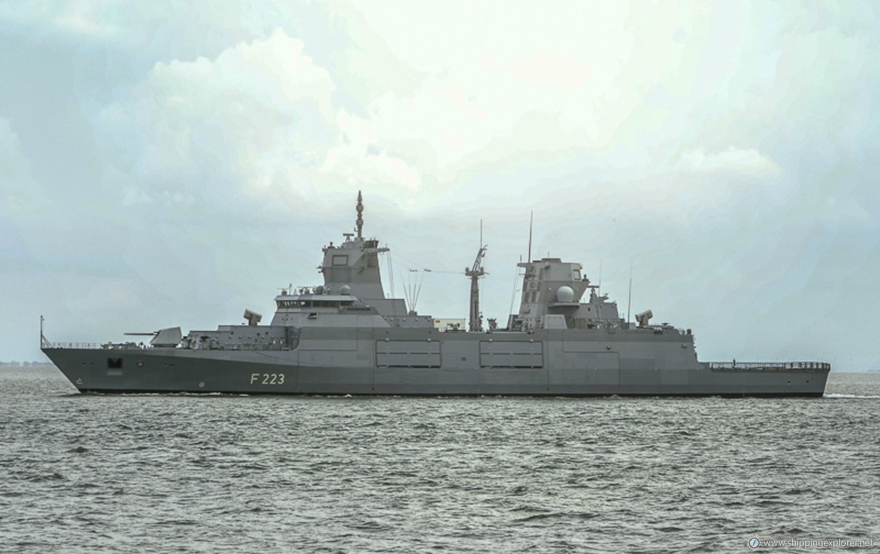 German Warship F223