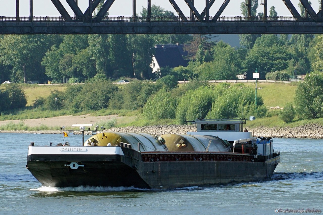 Zweistein+2 Barge