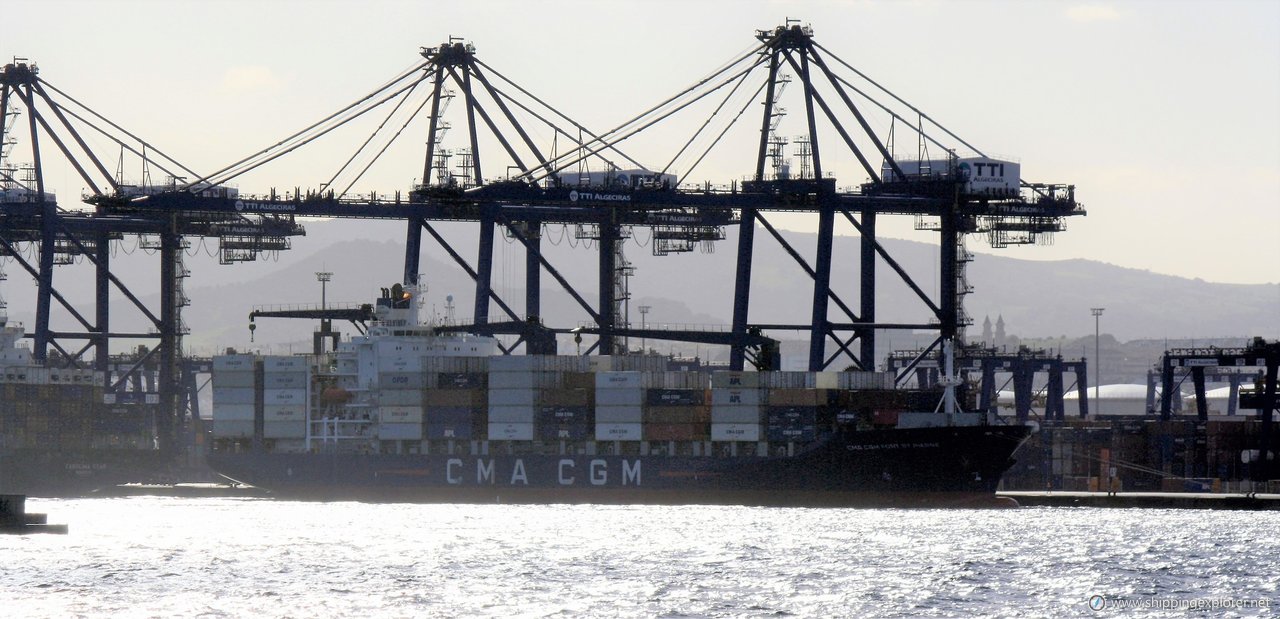 CMA CGM F. St Pierre