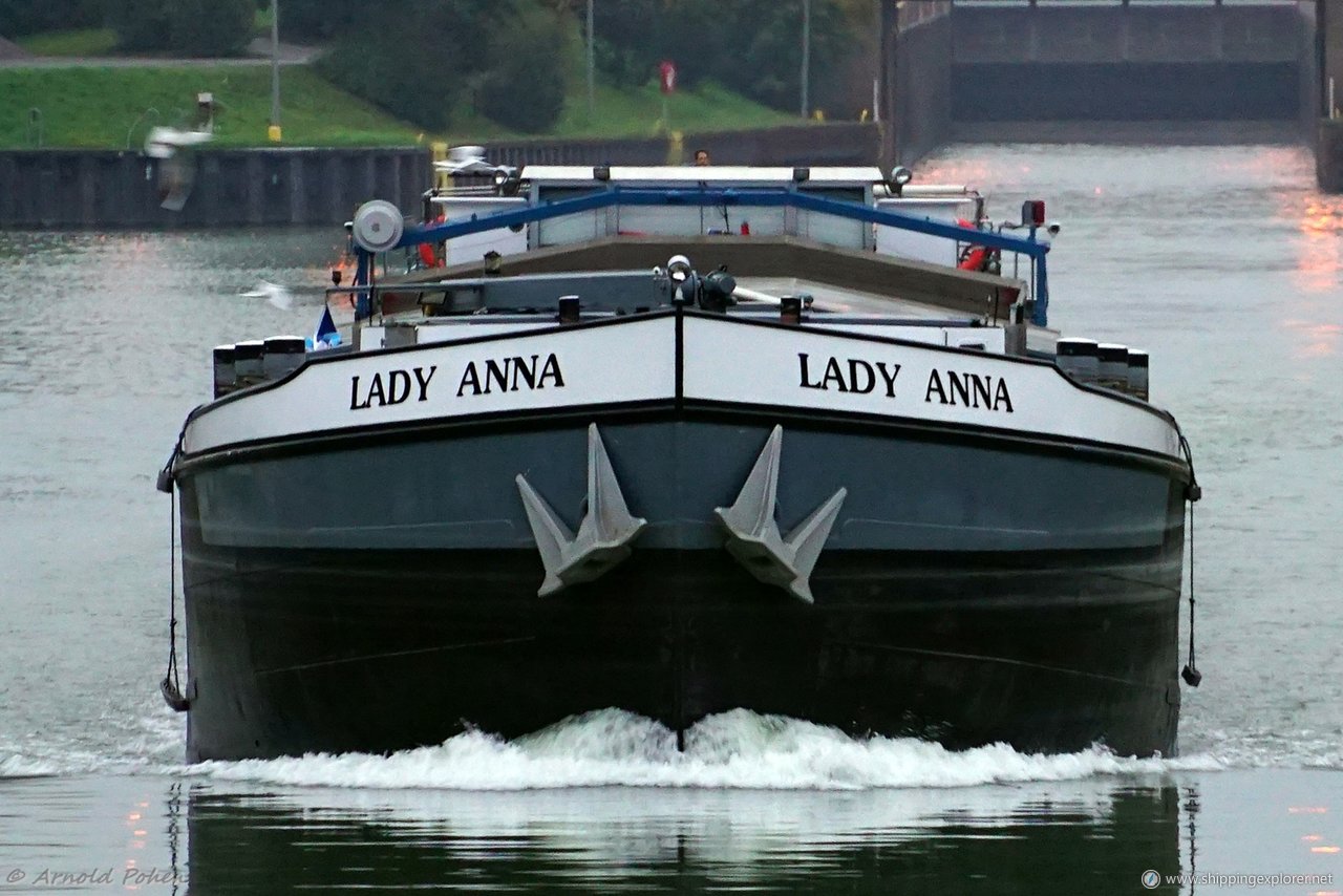 Lady Anna