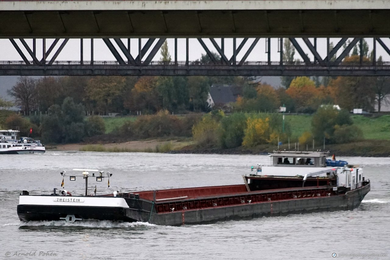 Zweistein+2 Barge