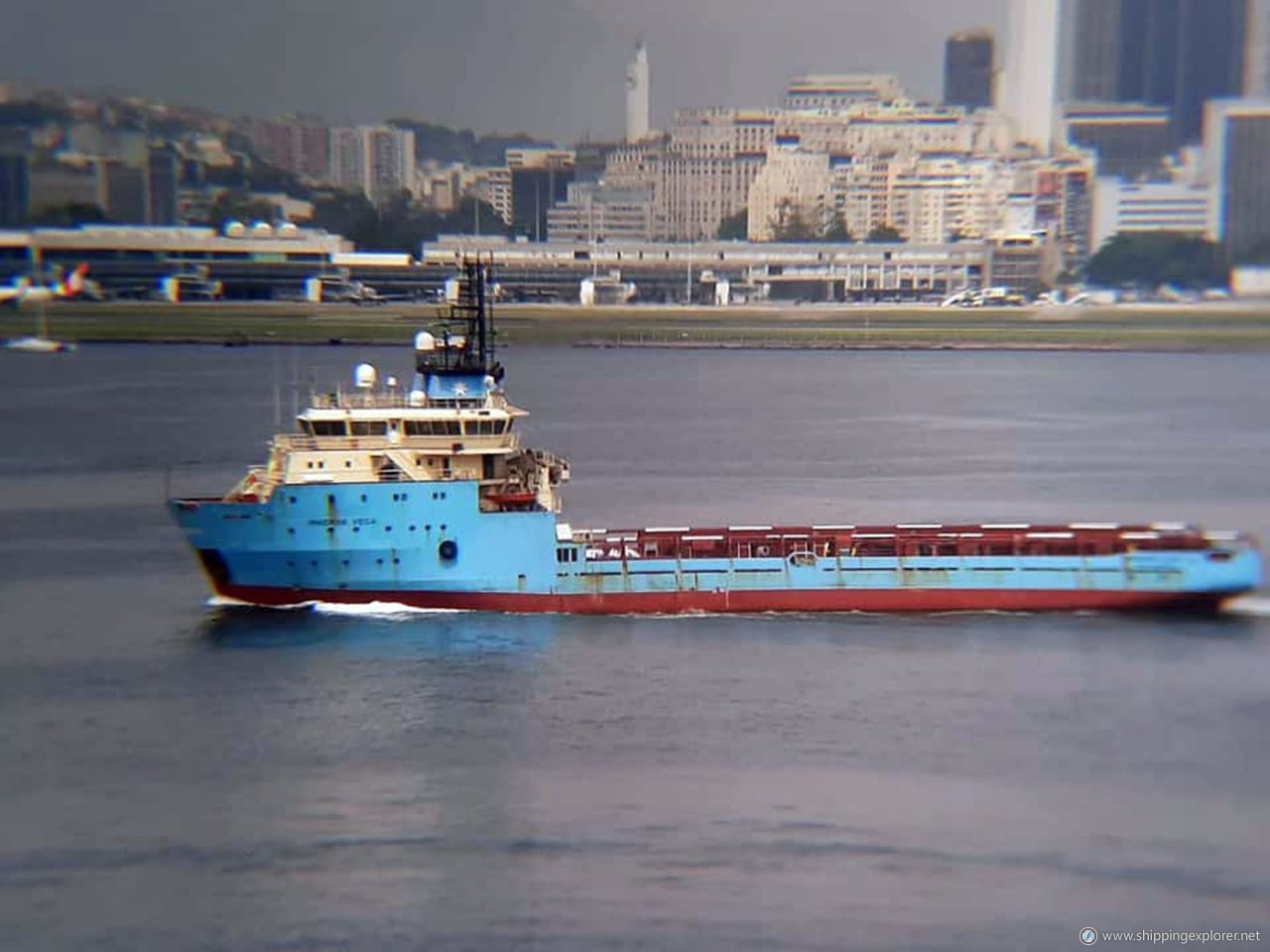 Maersk Vega