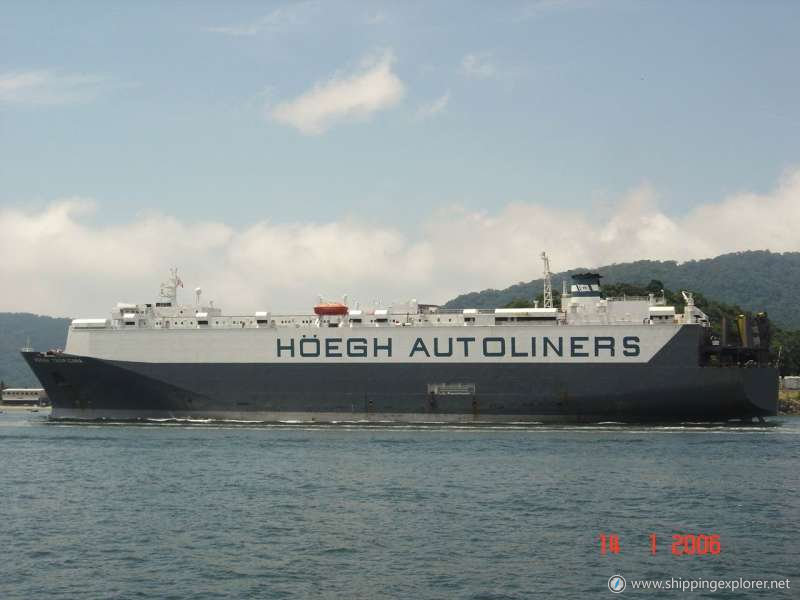 Hoegh Tropicana