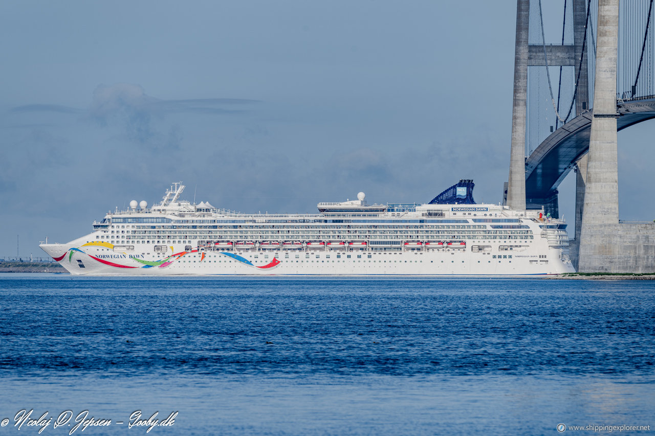 Norwegian Dawn