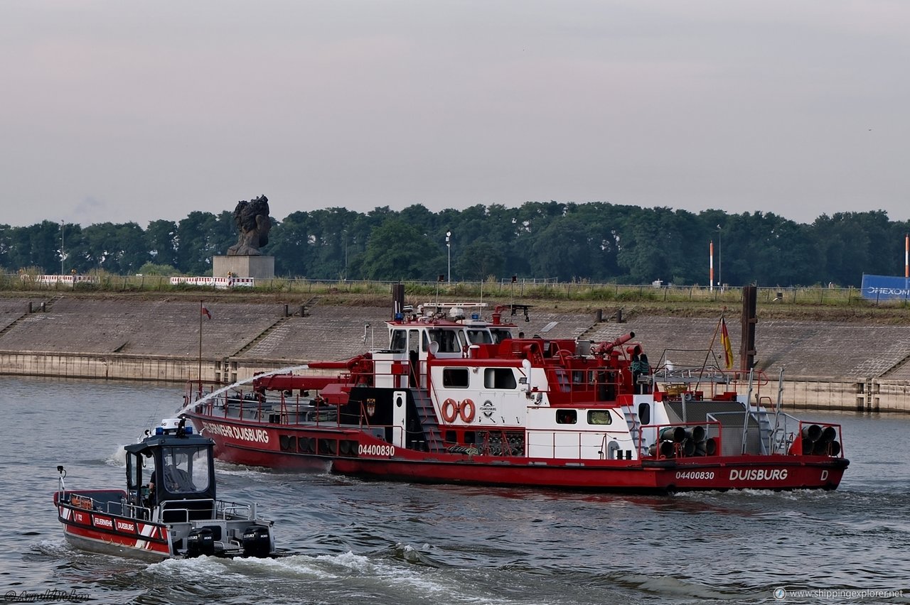 Loeschboot Duisburg