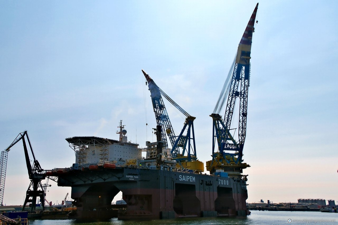 Saipem 7000