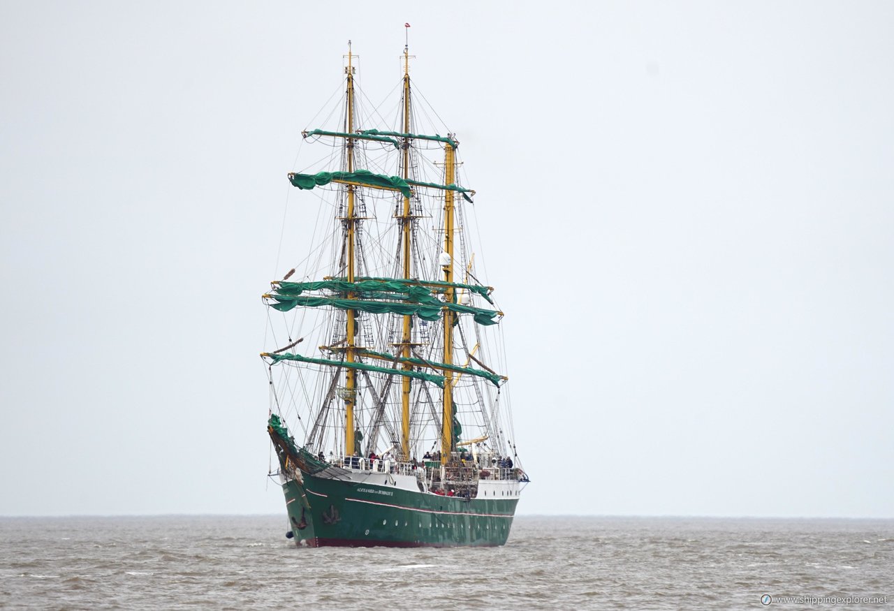 Alex Von Humboldt 2