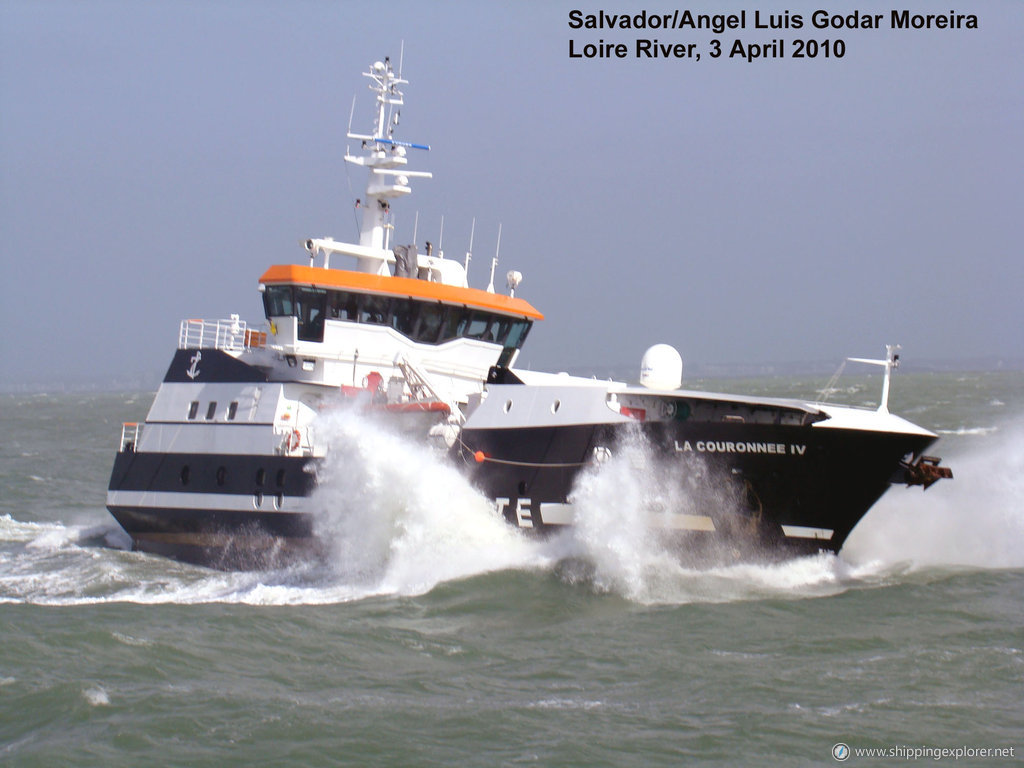 Pilot-Boat Couronnee